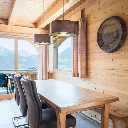Bernard Chalet Manigod